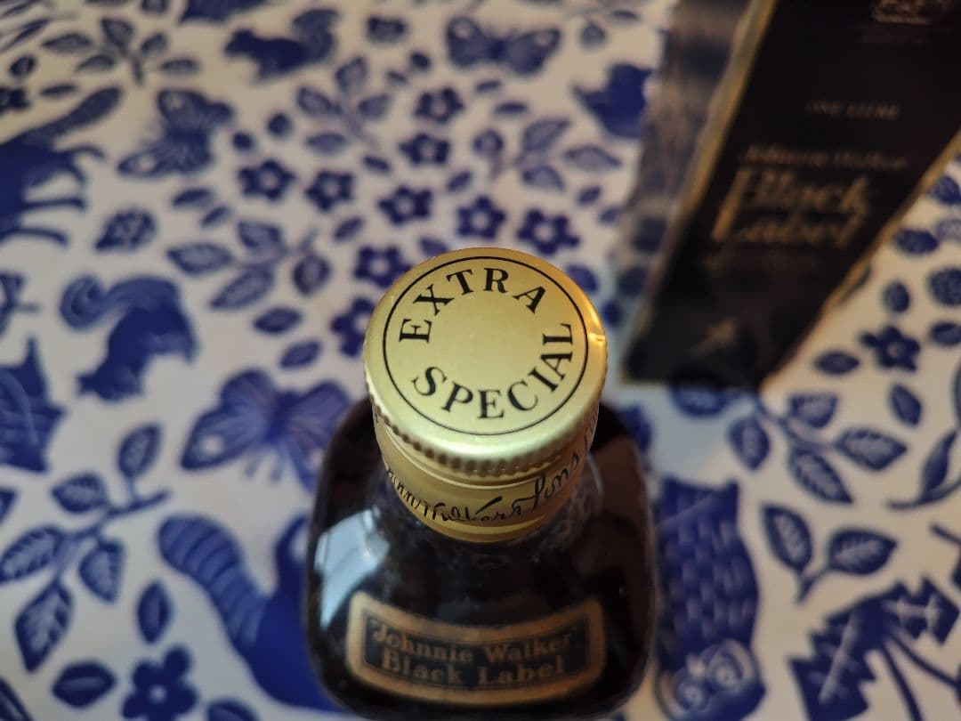 ジョニーウォーカー ブラックラベル 1Lボトル