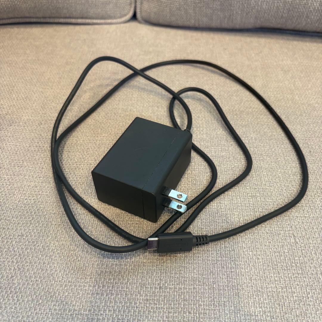 Nintendo Switch 本体（ニンテンドースイッチ）Joy-Conグレー