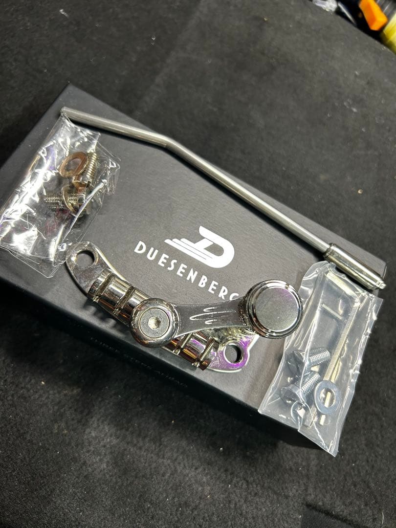 ほぼ新品！Duesenberg les trem ドゥーセンバーグレストレム