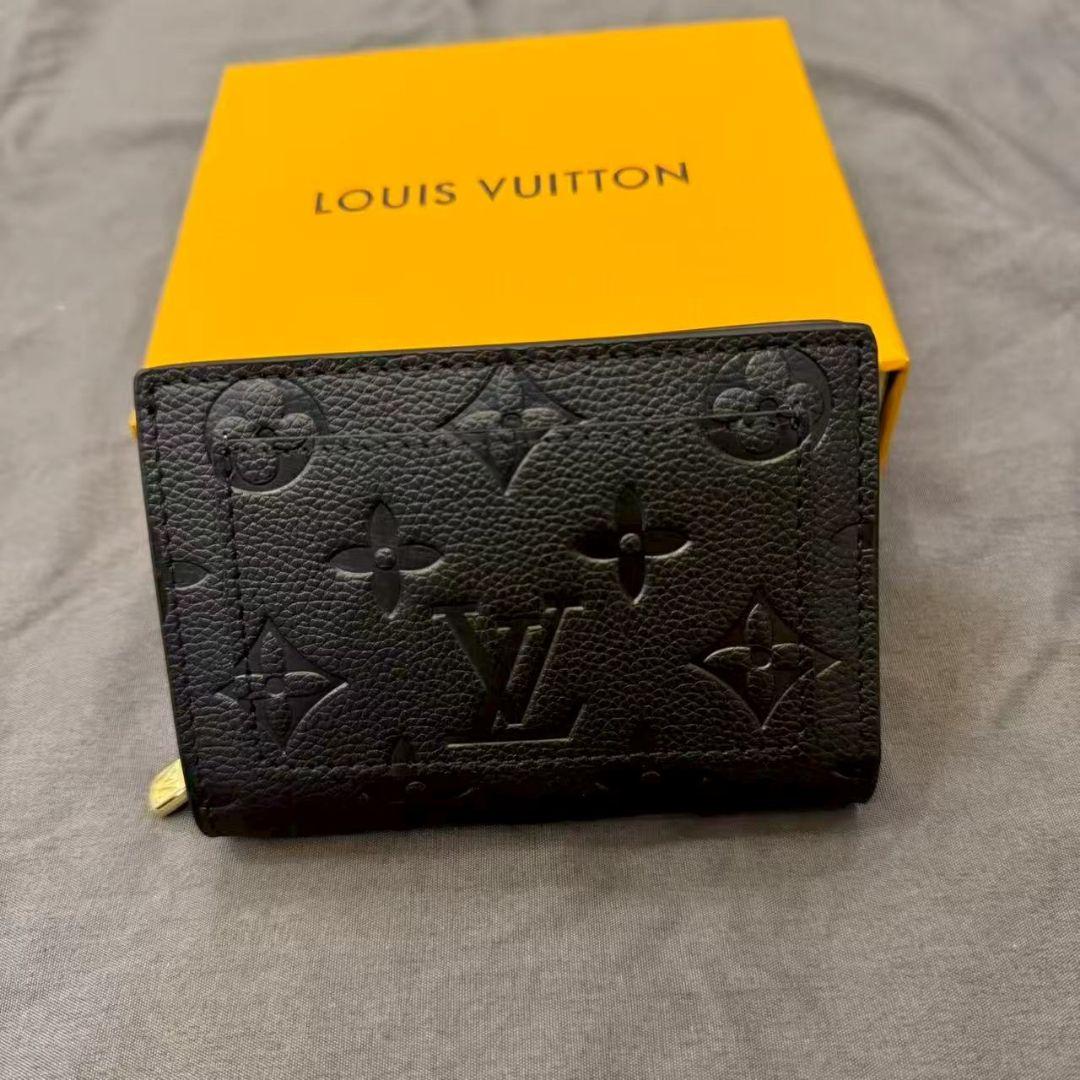 即決歓迎 ! 二つ折り財布