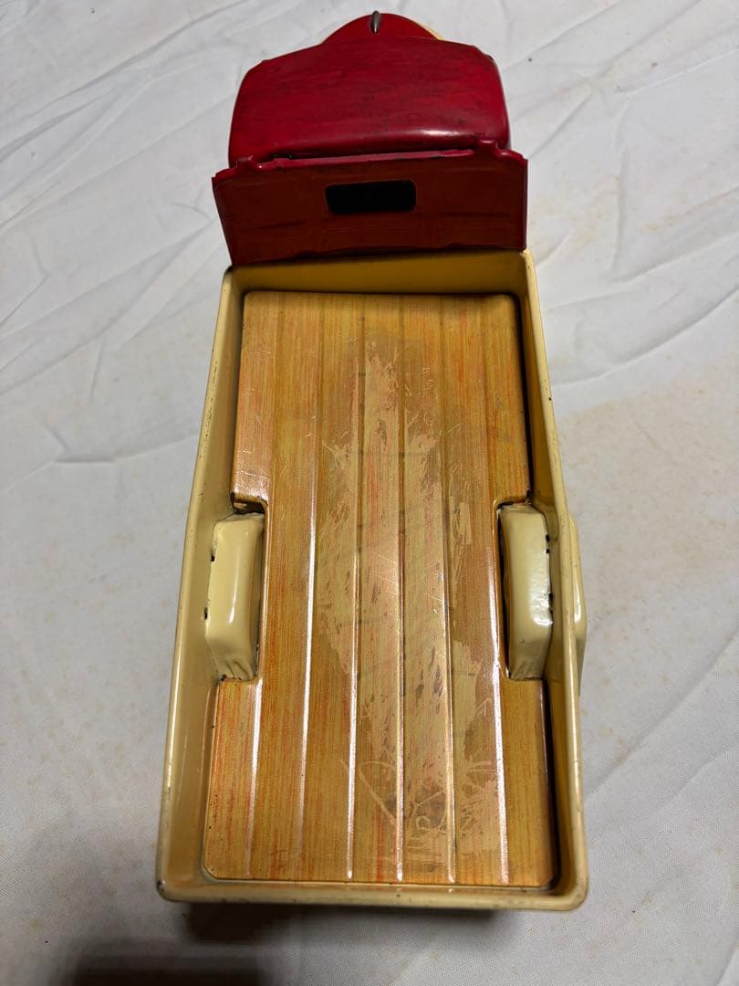 三菱トラック2000 瓦積