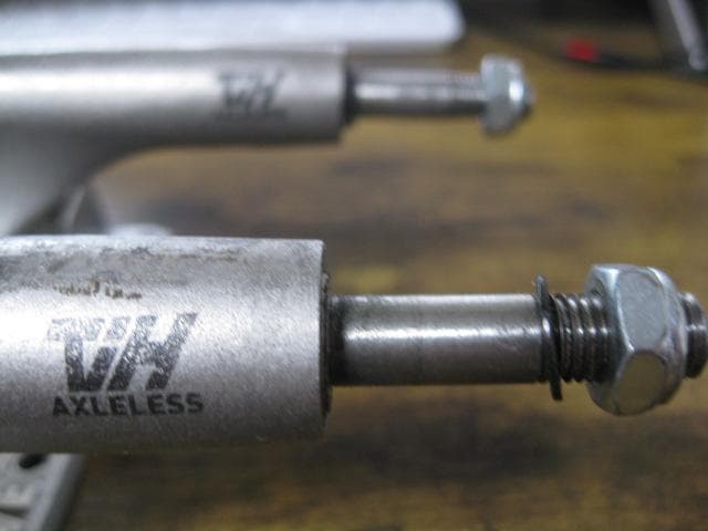 x*z様 スケートボード トラック　　THEEVE　TRUCK　　TIH　５．５