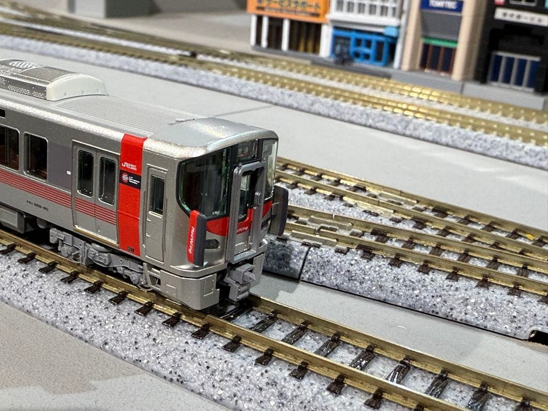 KATO 10-1629.1612 計8両セット　227系 \"Red Wing\"