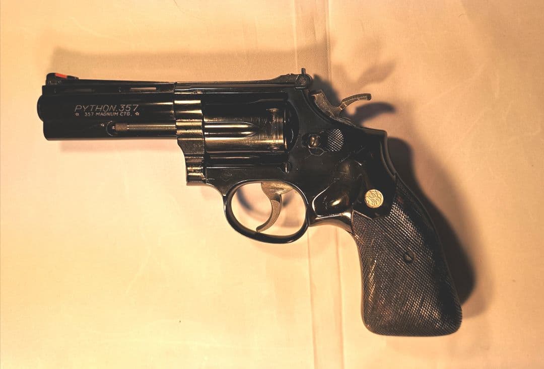 CMC スマイソン357マグナム 4インチ ABS製モデルガン - メルカリ