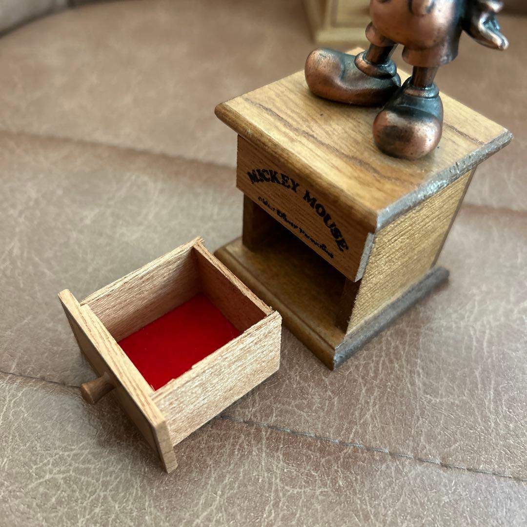 Donald DuckとMickey Mouseブロンズ像 金属製 フィギュア