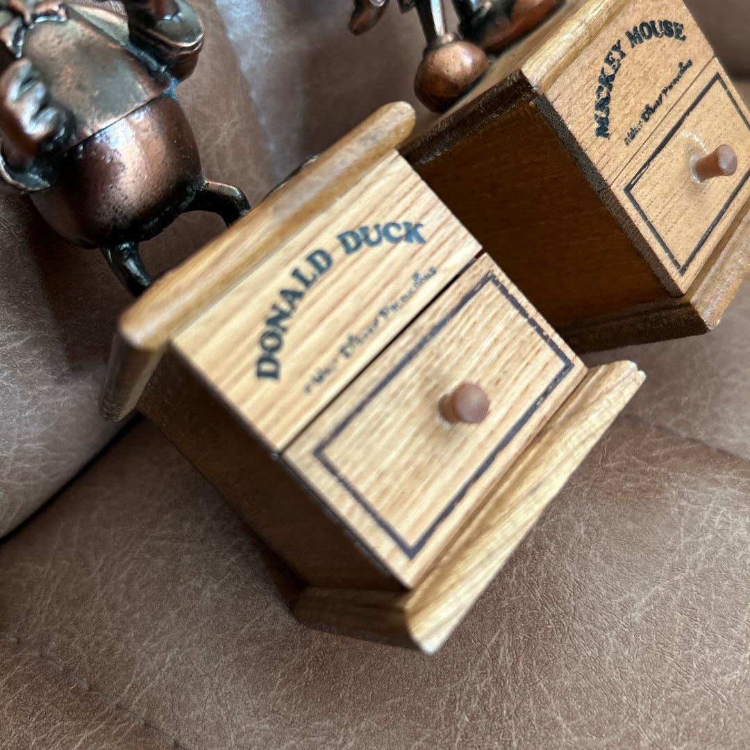 Donald DuckとMickey Mouseブロンズ像 金属製 フィギュア