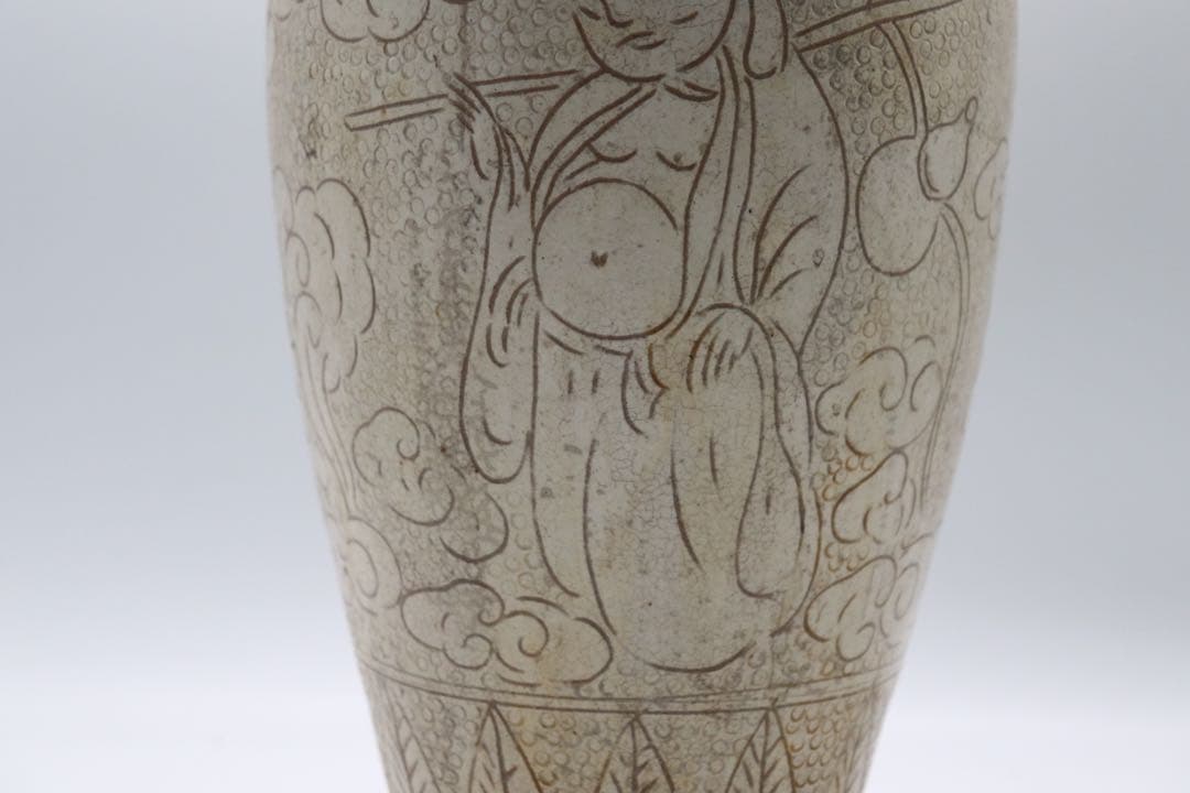 中国　磁州窯　人物紋瓶　送料込み0725