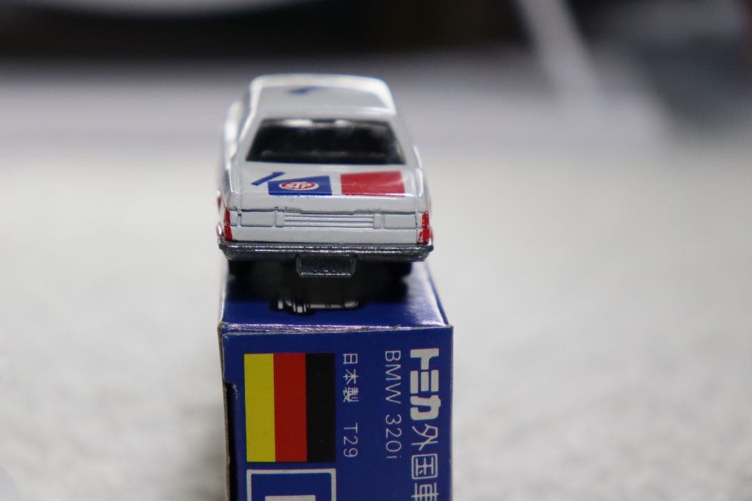 BMW 320i F43 トミカ　グループA フェア　日本製　青箱