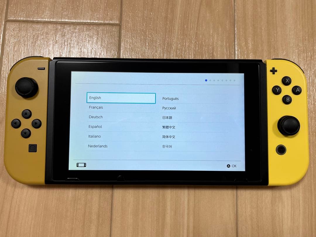 Nintendo Switch 本体　レッツゴー　ピカチュウ　セット　ポケモン