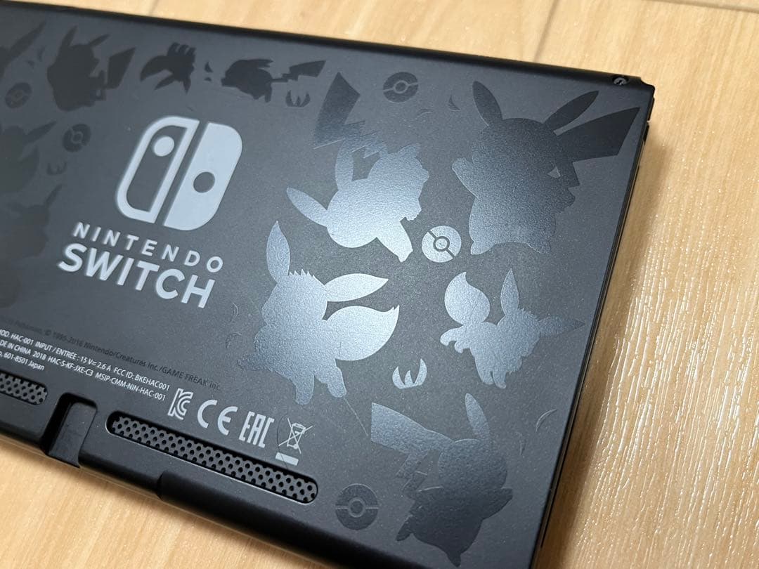 Nintendo Switch 本体　レッツゴー　ピカチュウ　セット　ポケモン