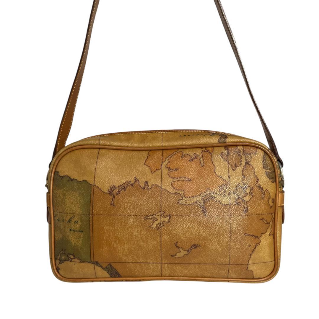 プリマクラッセ　ショルダーバッグ　世界地図柄　レザー　斜め掛け