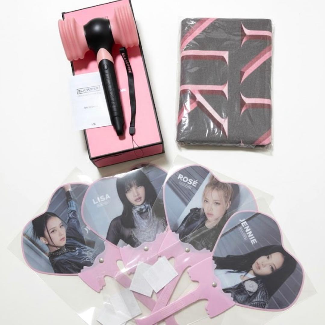 公式✴︎未開封あり‼︎BLACKPINKライブグッズ・ペンライト・うちわ4種