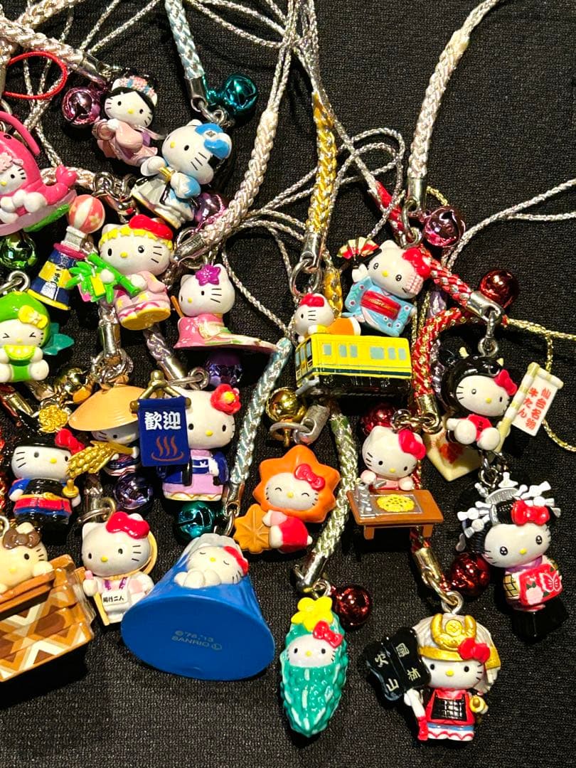 ハローキティ ご当地キティ　根付け　ストラップ　まとめ売り　限定　廃盤品　北海道