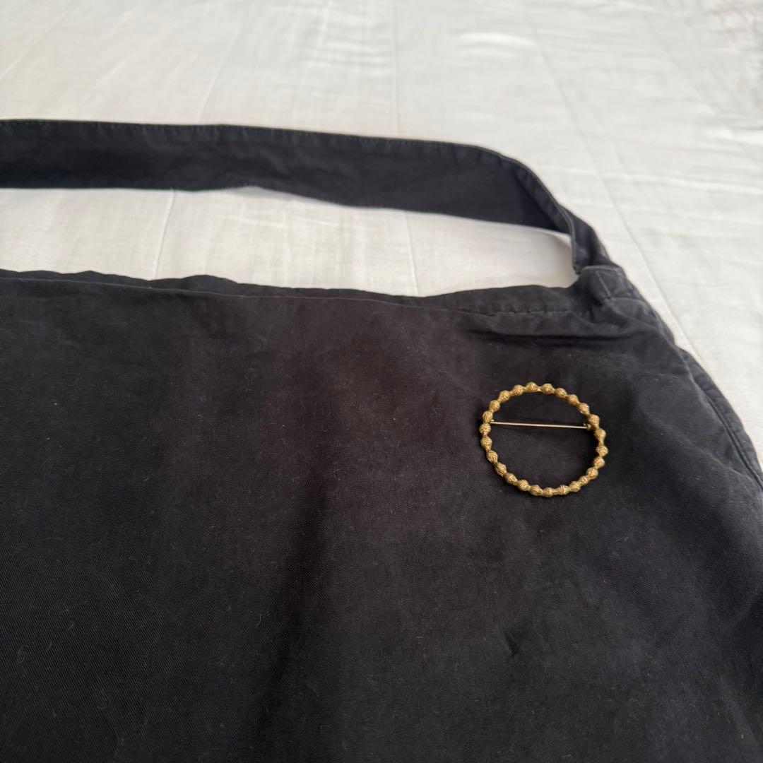 ミナペルホネン タンバリンブローチ antique gold 皆川明 希少 真鍮