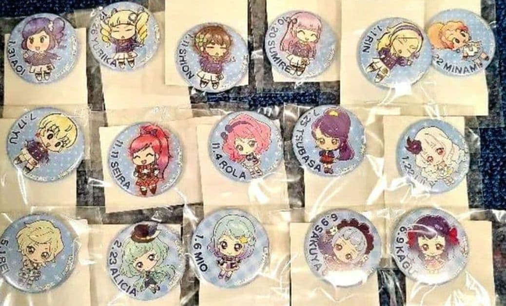 39個まとめ売り】アイカツ！ノベルティバースデー缶バッジセット