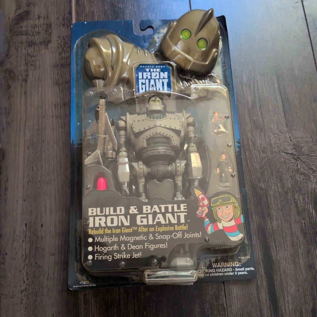 アイアン・ジャイアント フィギュアとVHSセット