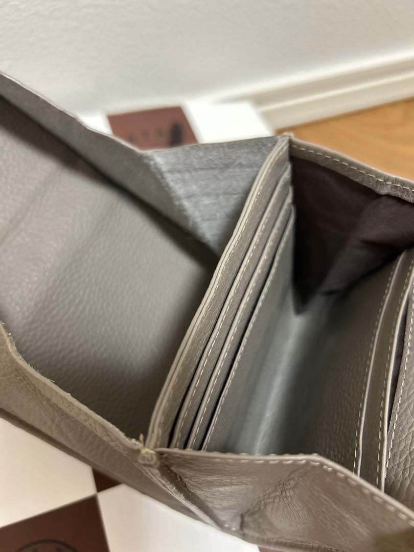 ATAO グレー系パッチワーク二つ折り財布