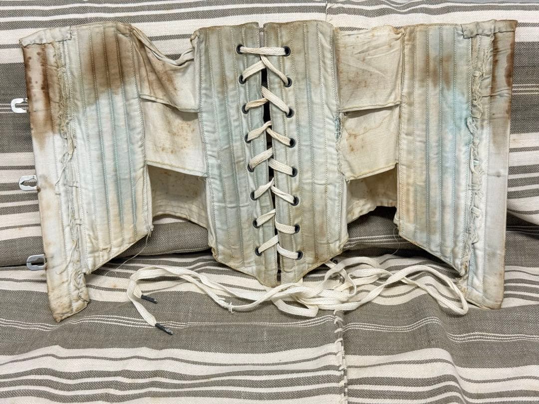 1900年代初期 フランスアンティーク 小さなコルセット ドール