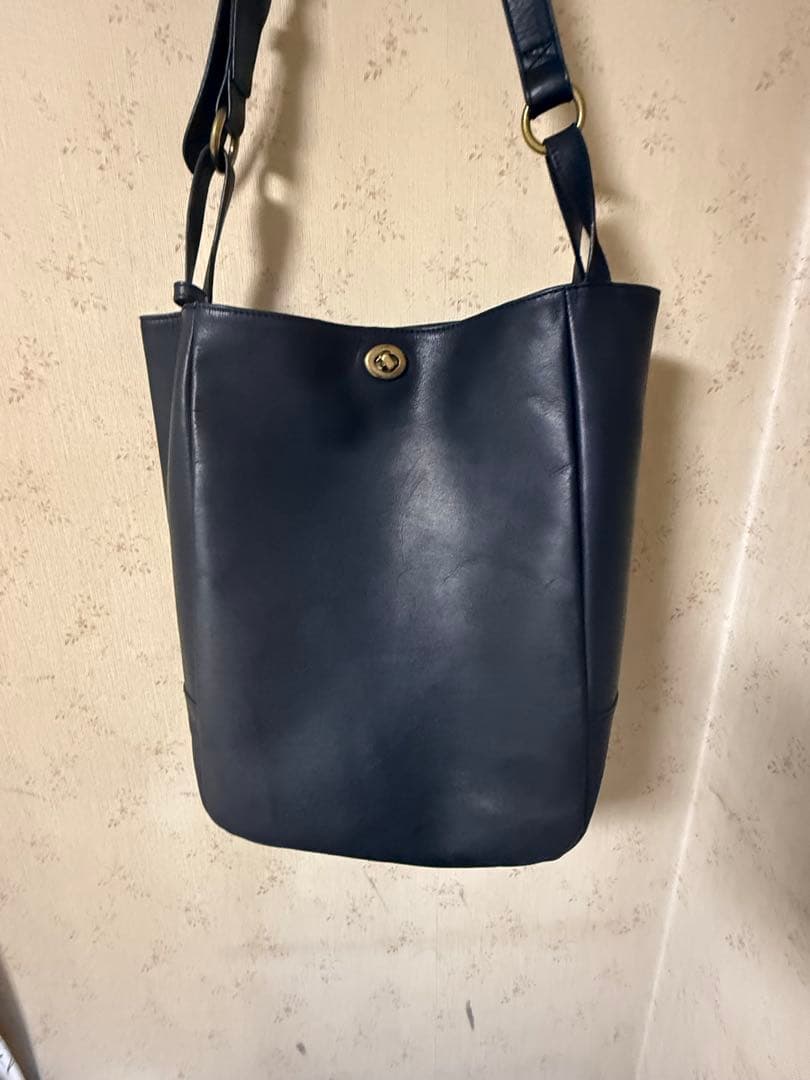 ダコタ　ゆべし　ショルダーバッグ　ブラック