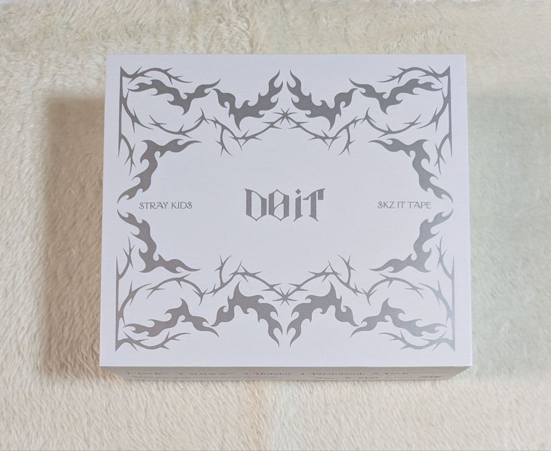 スキズ SKZOO スピーカー Wolf Chan Stray Kids - メルカリ