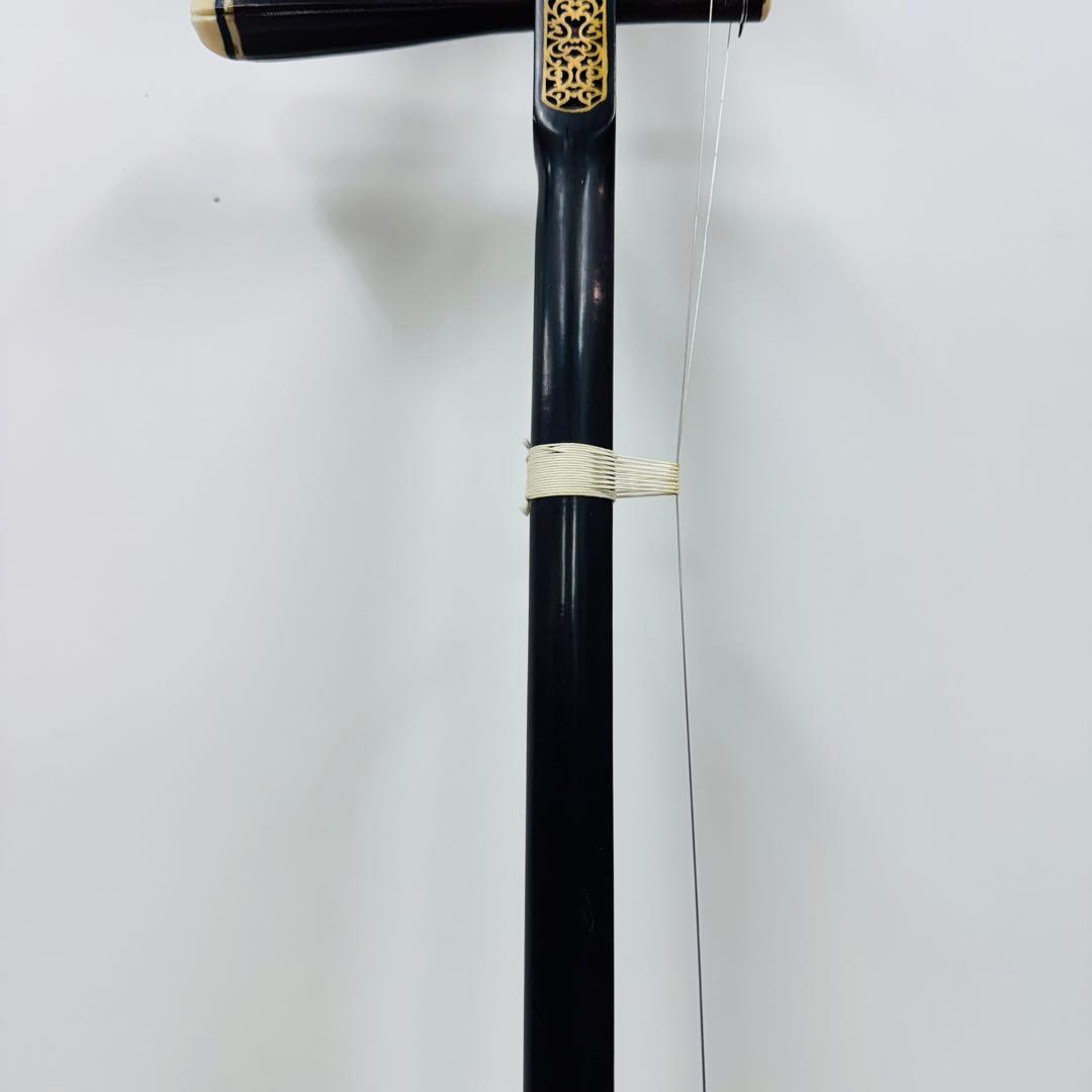 24時間以内発送 美品　蘇州　二胡　紅木　精品　万菊根制　蛇皮　ケース　弓