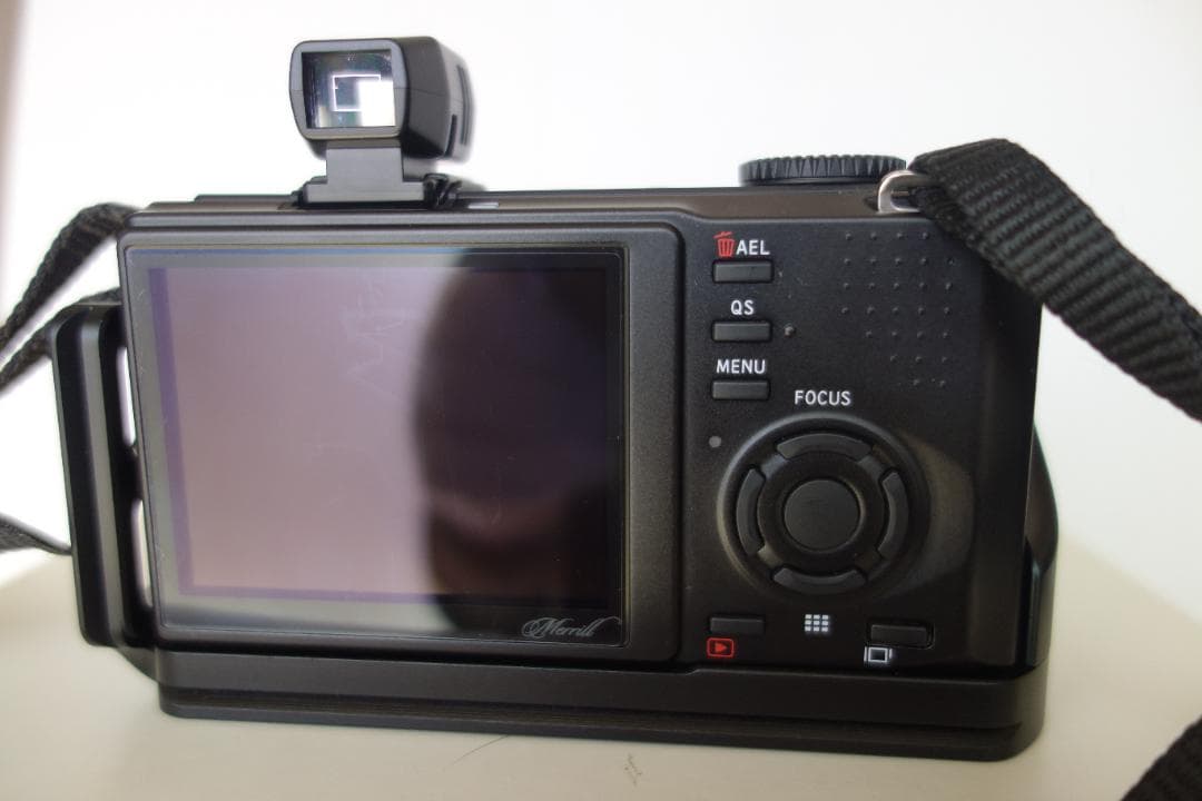 SIGMA DP2 Merrill デジタルカメラ 元箱・ビューファインダー付