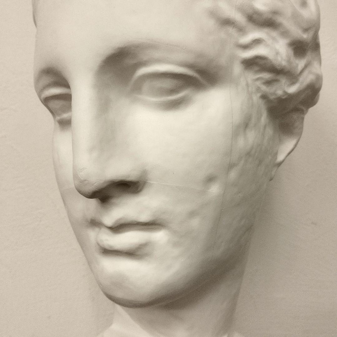 石膏像 古代ヴィーナス首像 アバタのヴィーナス デッサン - メルカリ