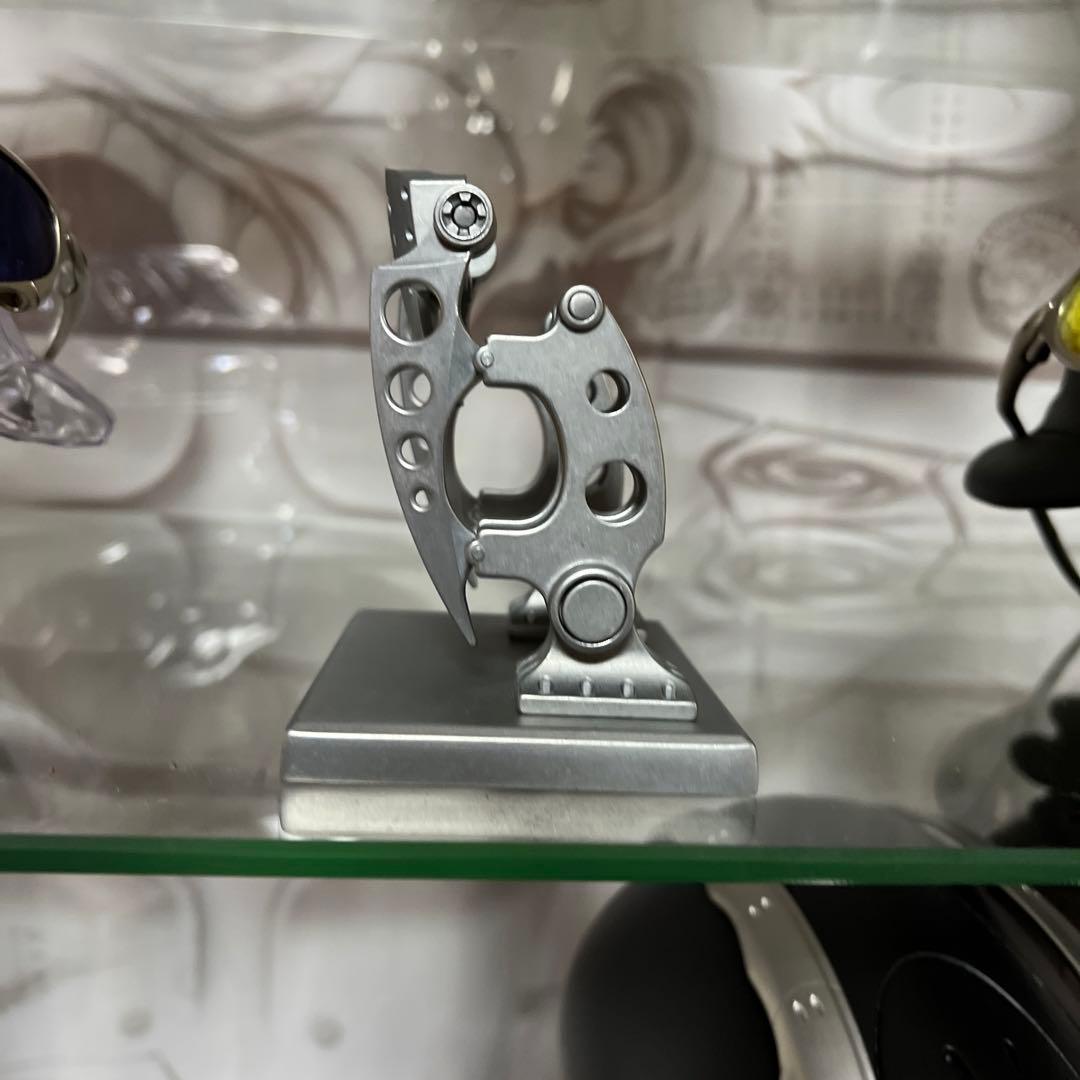 コレクション # OAKLEY ROBOTIC STOREFRONT DISPLAY