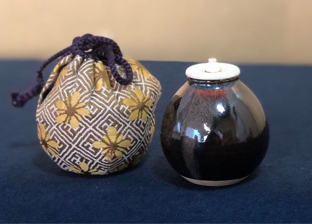 《レ》茶道具 瀬戸 飴釉 茶入 仕覆付 共箱　251119え4