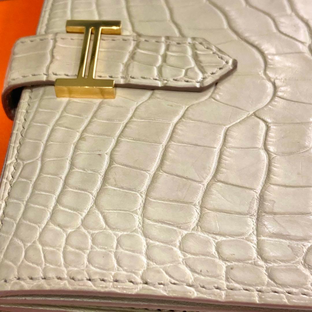 Z刻印　エルメス　ベアンコンパクト　アリゲーターマット　べトン　折り財布