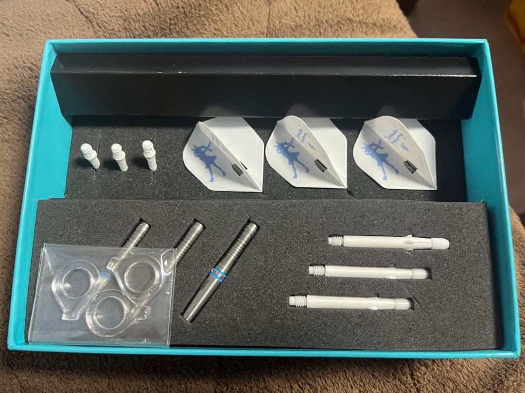 ホロライブ ダーツセット 兎田ぺこら Ver.（アクリルダーツスタンド付）