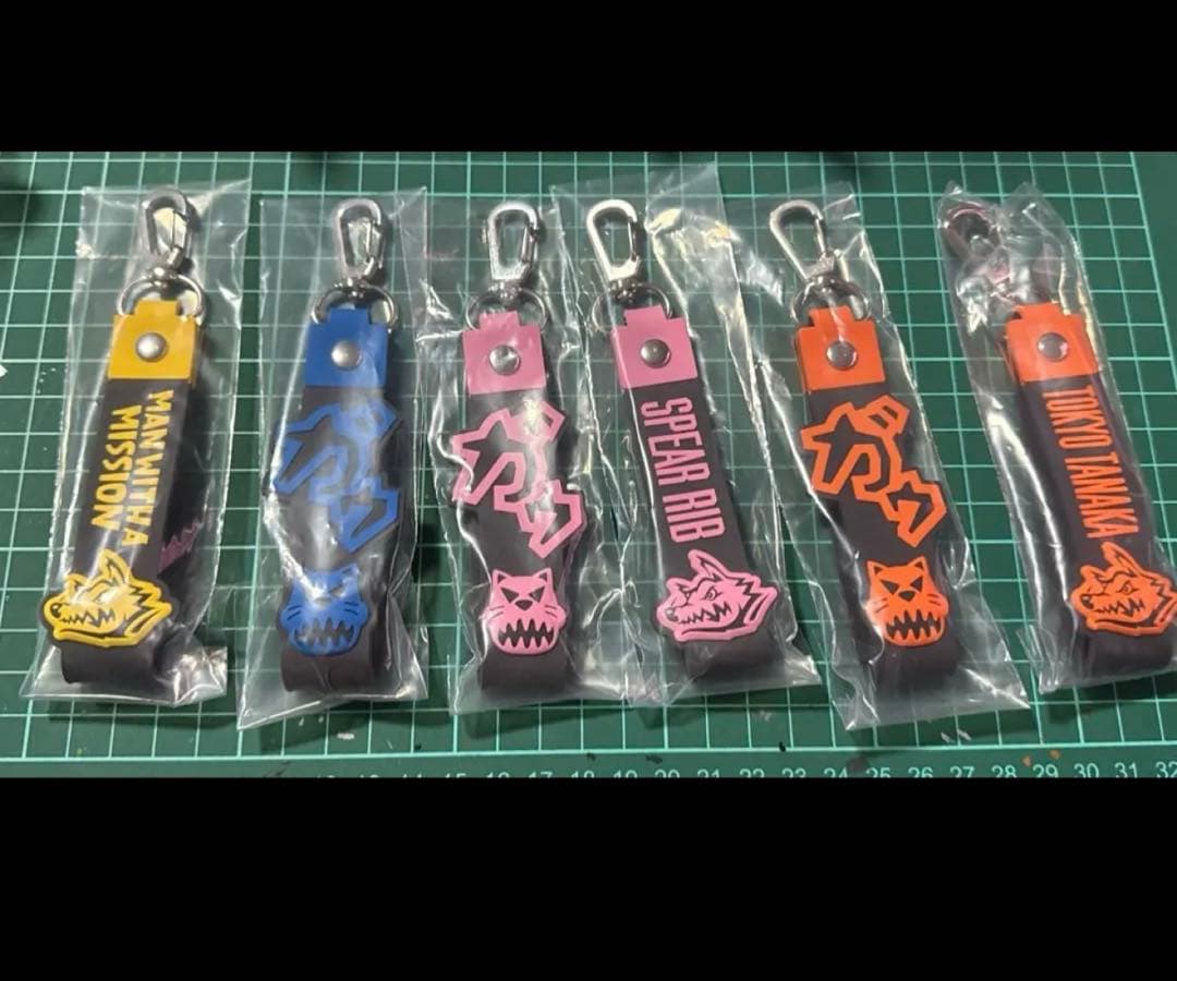 マンウィズアミッション 一番くじ K賞キーホルダーセット 6種 - メルカリ