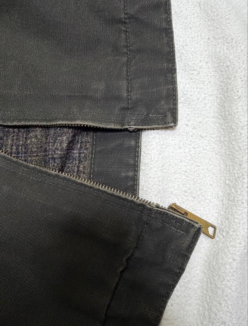 カーハート デトロイトジャケット モス