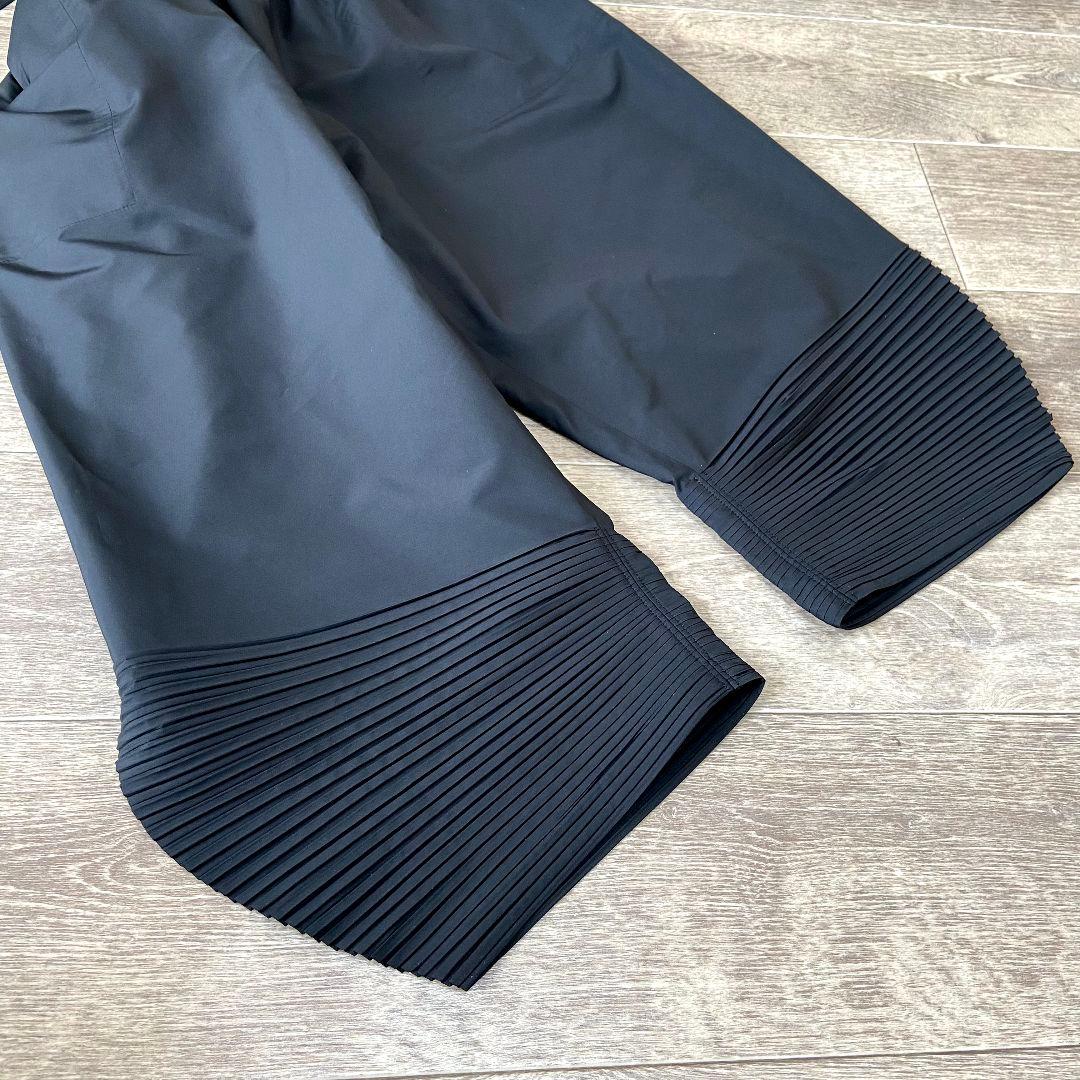 【希少】ISSEY MIYAKE　2009年パリコレ　プリーツ　サルエルパンツ
