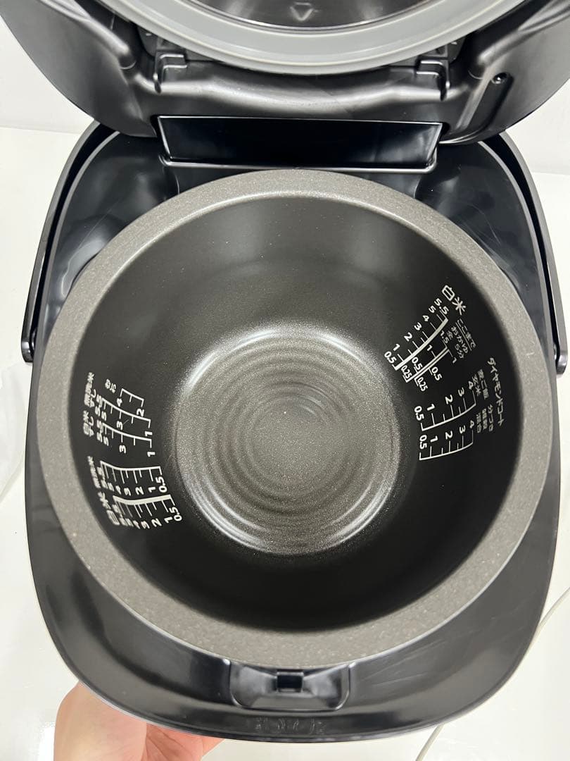 TOSHIBA IH炊飯器 RC-10VRV (1.0L / 約5.5合炊き)