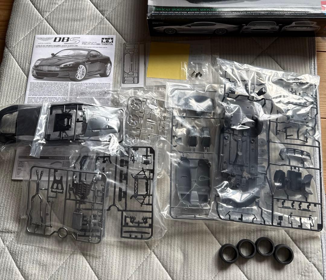k*a様 タミヤ アストンマーティンAston Martin DBS 1/24