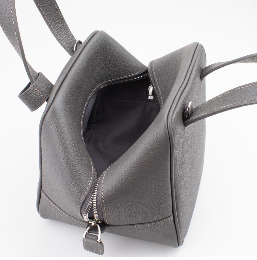 【週末限定お値下げ】YONFA ヨンファ　オペラバッグ