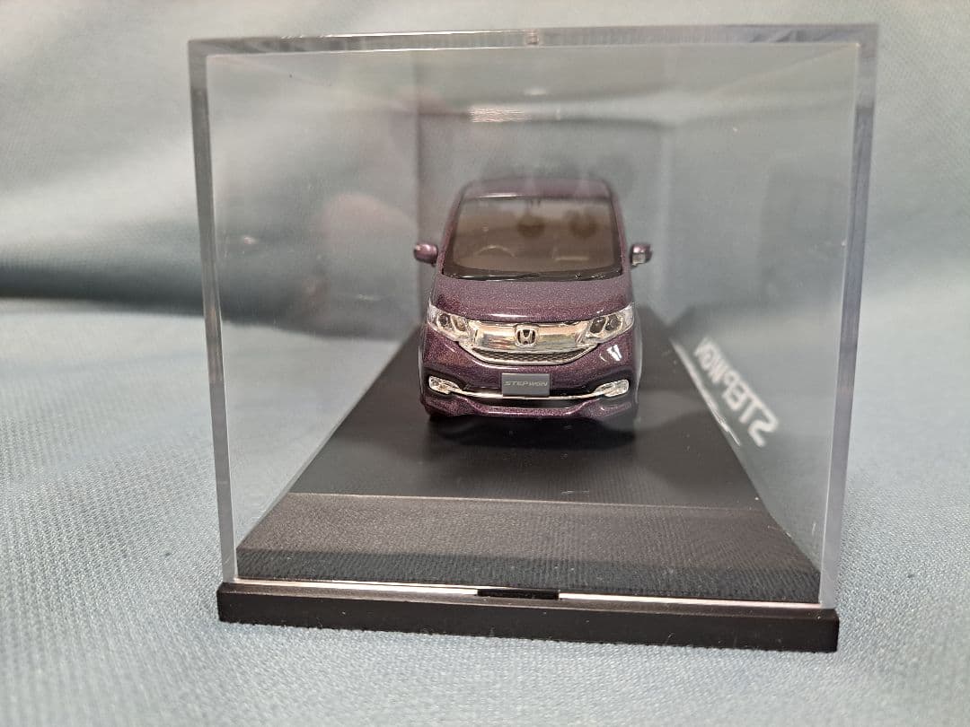 ステップワゴン 1/43 ミニカー
