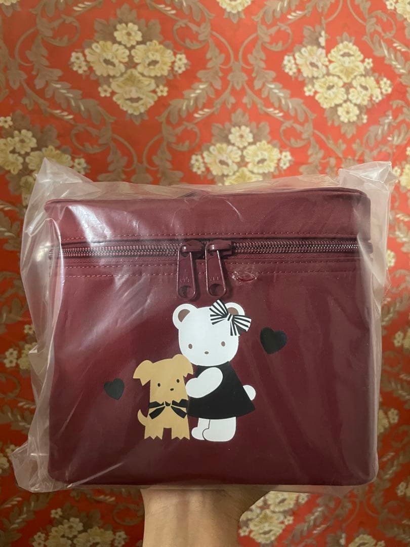 新品未使用　今期新作　ノベルティ　バニティケース　バニティポーチ　ファミリア