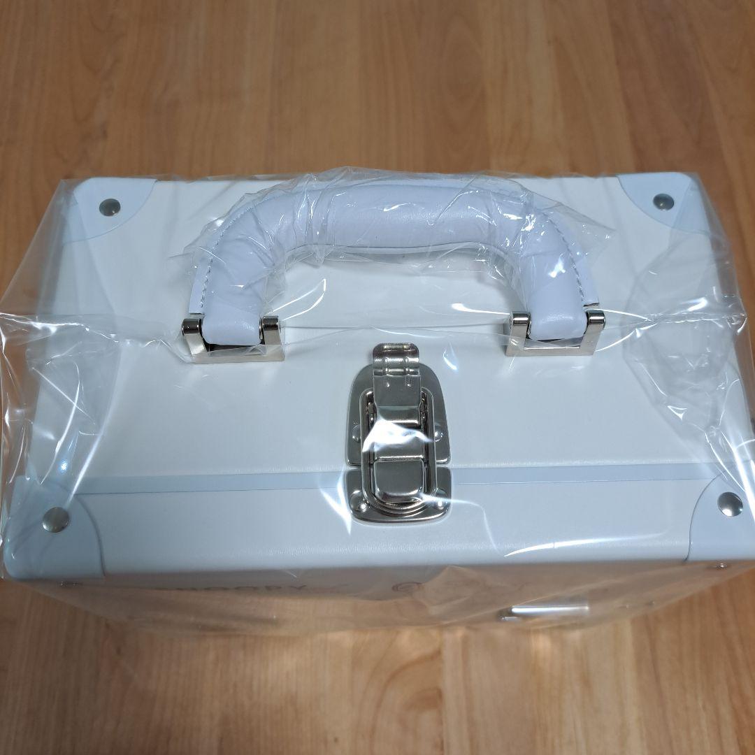 スヌーピー　メイクボックス×メイクブラシ