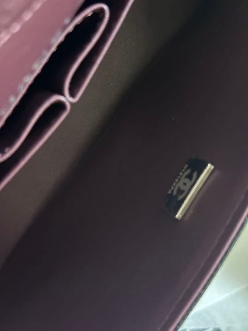 ノベルティ　CHANEL チェーン　ブラックバッグ　キャビアスキン