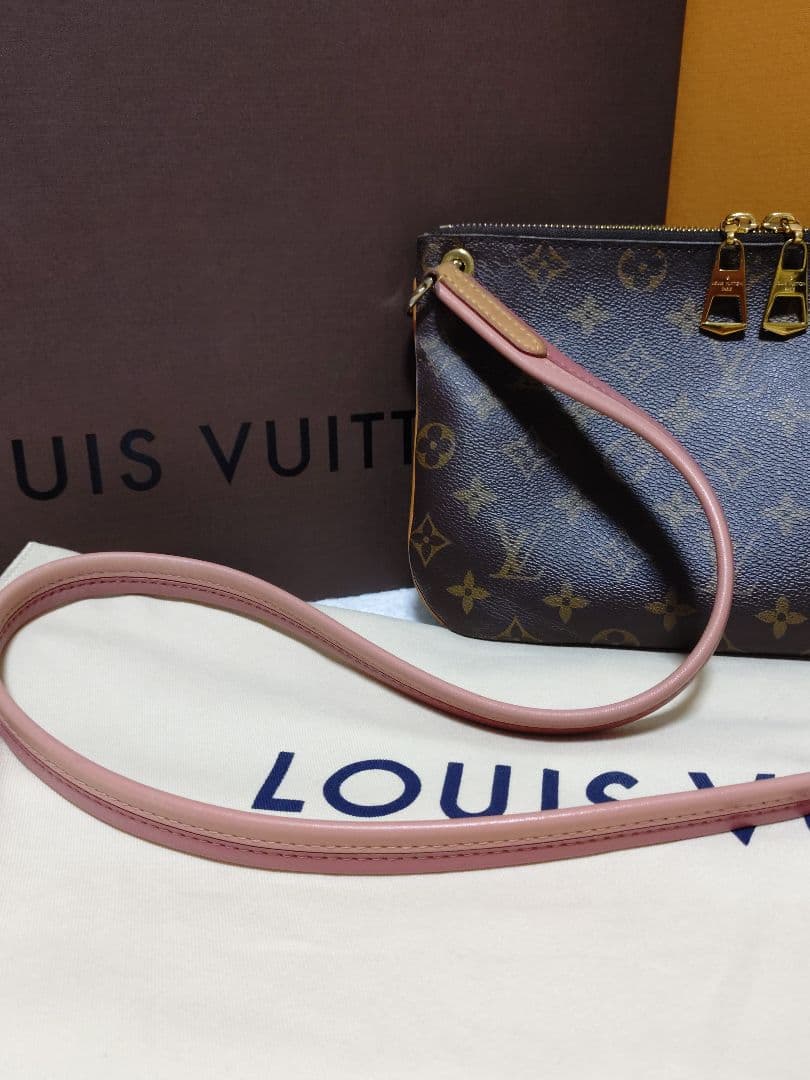 直営路面店購入　ルイヴィトン　モノグラム　ロレッタ