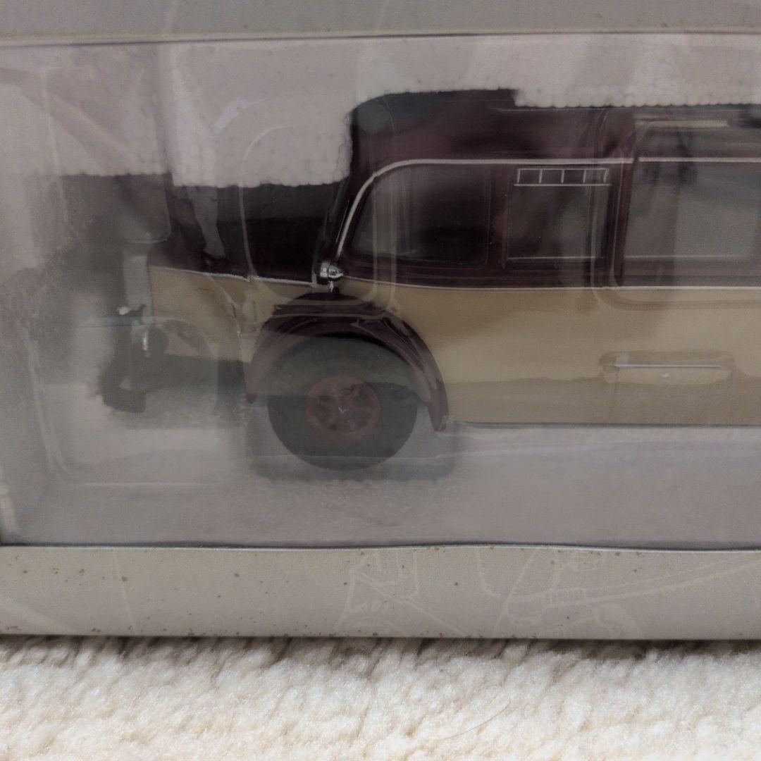 値下げ】Premium ClassiXXs ミニカー クリーム色と茶色-大阪府の 店舗