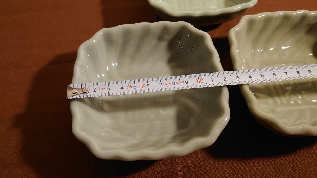 李朝　青磁　角鉢　古玩　アンティーク青磁　図録掲載品　３客