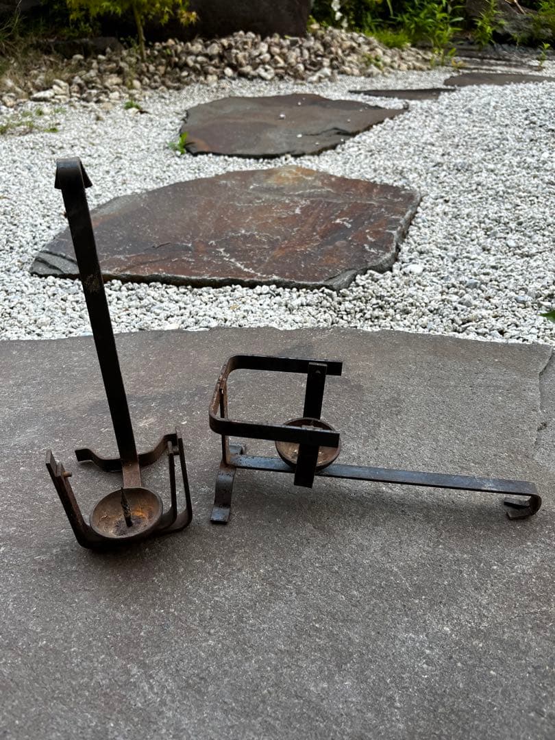 鉄製 振り子燭台 蝋燭立 手燭台 2点セット アンティークキャンドルスタンド 鉄製 振り子燭台 蝋燭立 手燭台 2点セット アンティークキャンドル