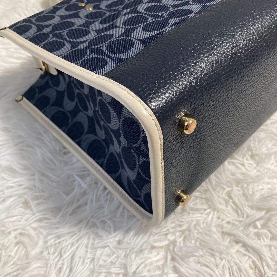 美品　現行　コーチ　ショルダーバッグ　2way デンプシー デニム　デカロゴ