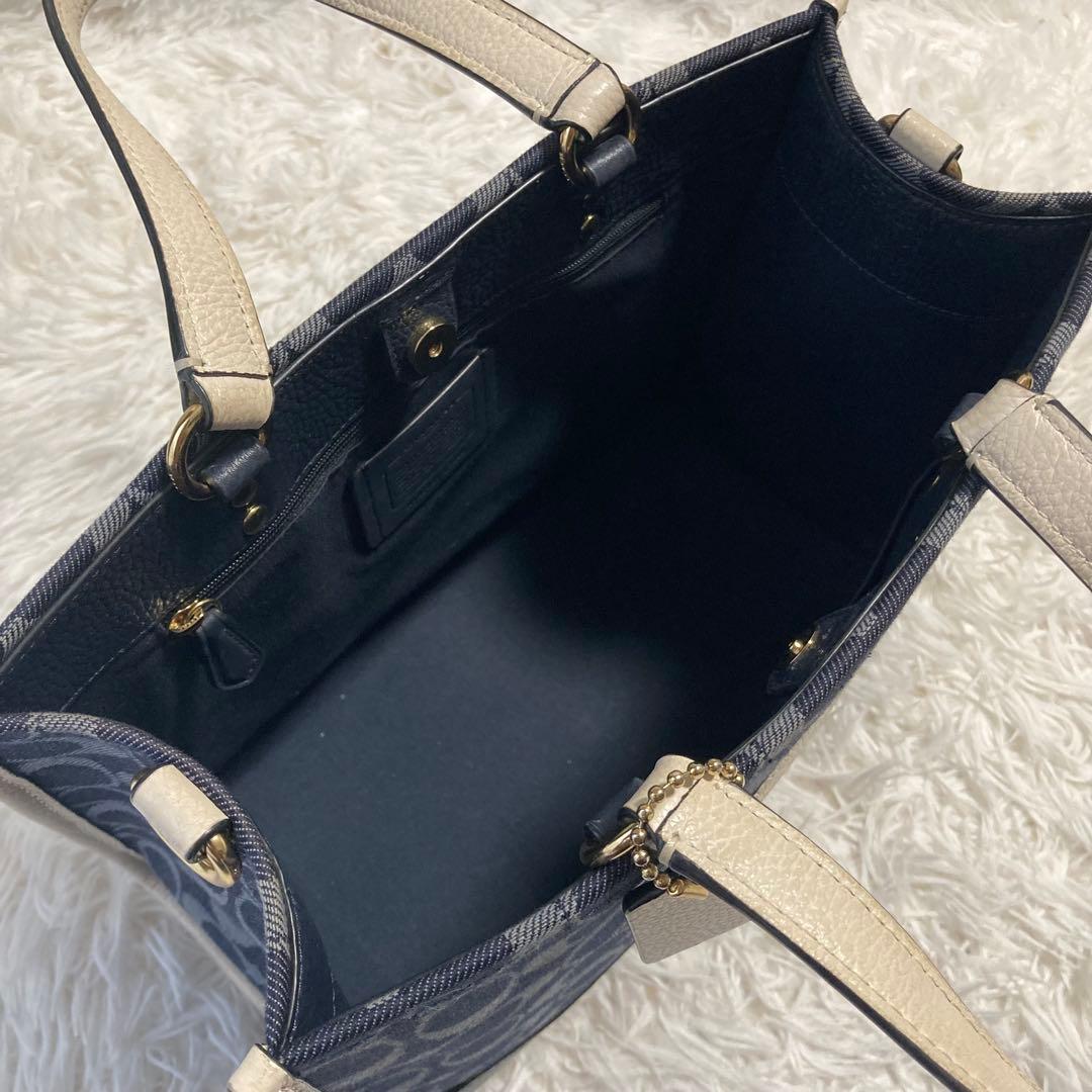 美品　現行　コーチ　ショルダーバッグ　2way デンプシー デニム　デカロゴ