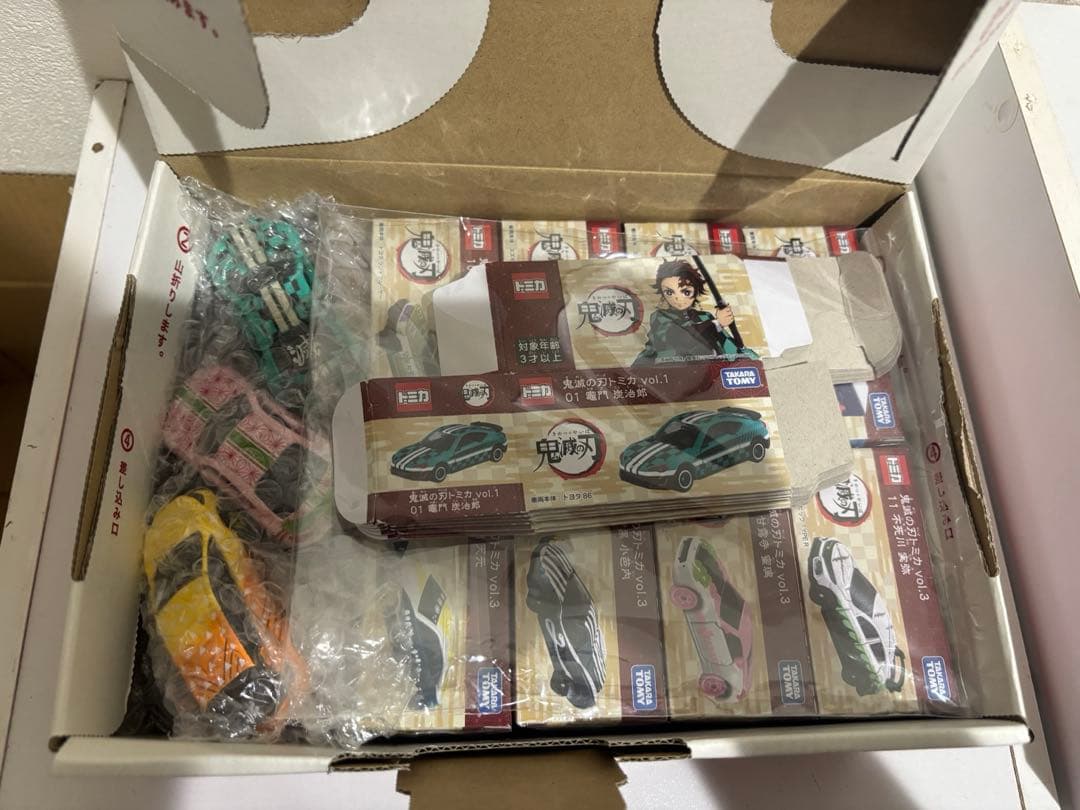 鬼滅の刃トミカ　14台セット