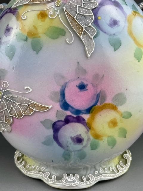 希少】オールドニッポン 約20㎝ 蝶紋盛上げ花瓶 一陳盛り アンティーク