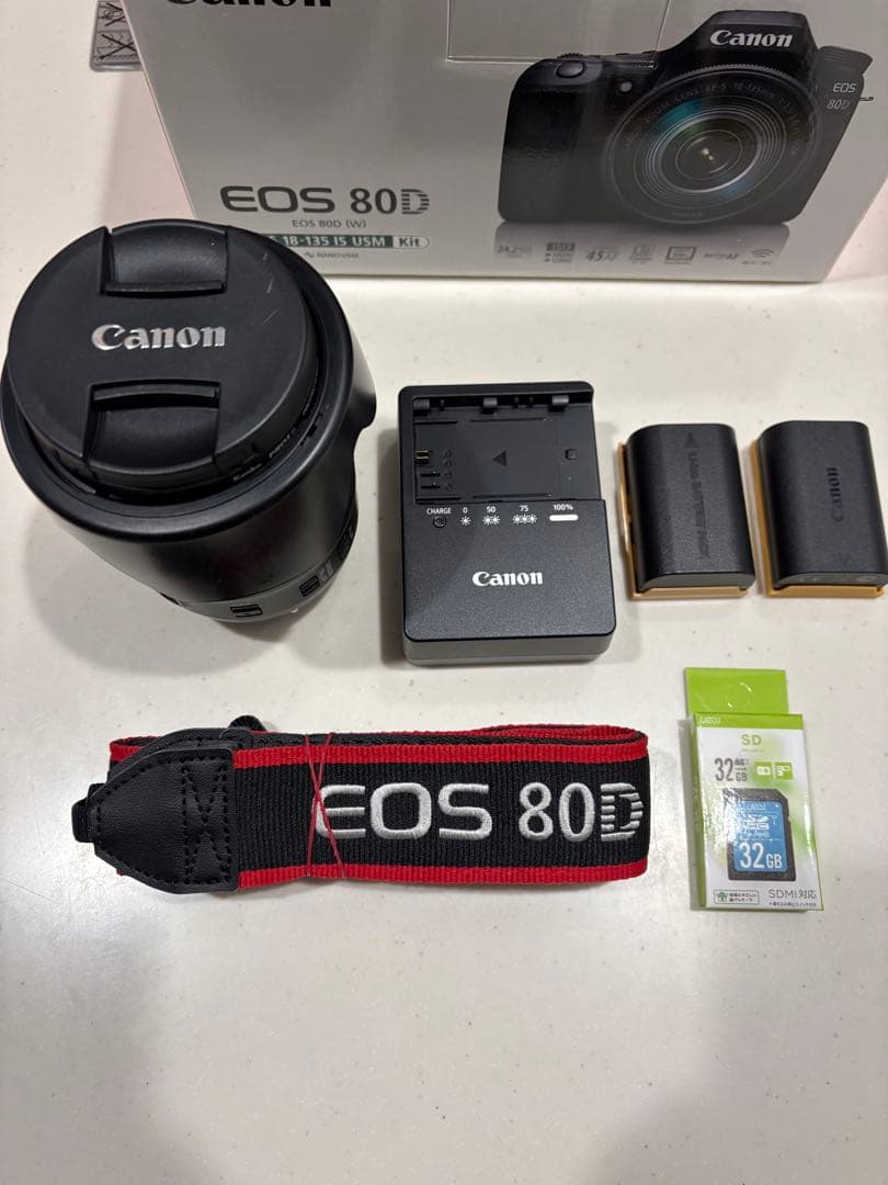 デジタルカメラ Canon EOS 80D EF-S18-135IS USM kit Amazon.com : Canon Digital SLR Camera Body [EOS 80D] and EF-S 18